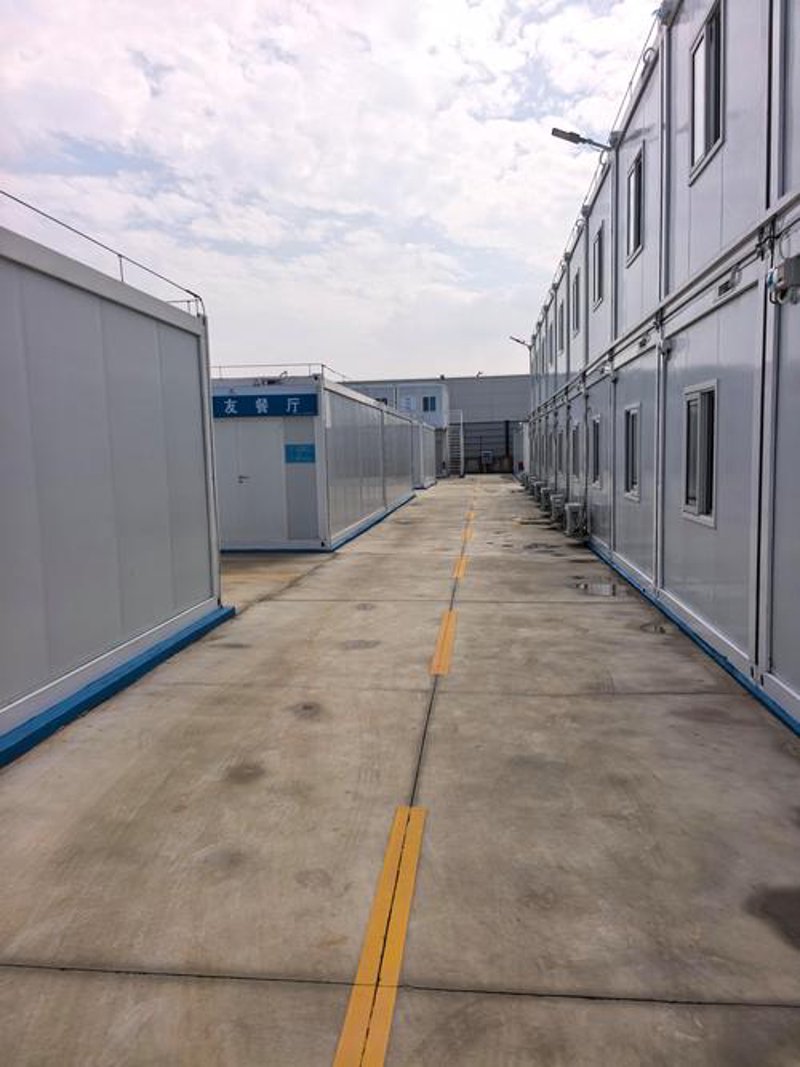 集装箱房：现代建筑的绿色革命