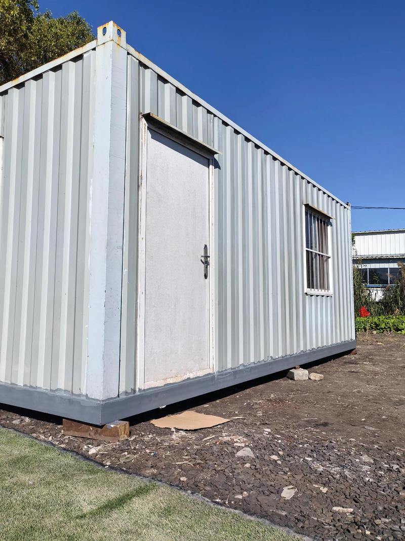 工地集装箱房屋：移动建筑的新风尚